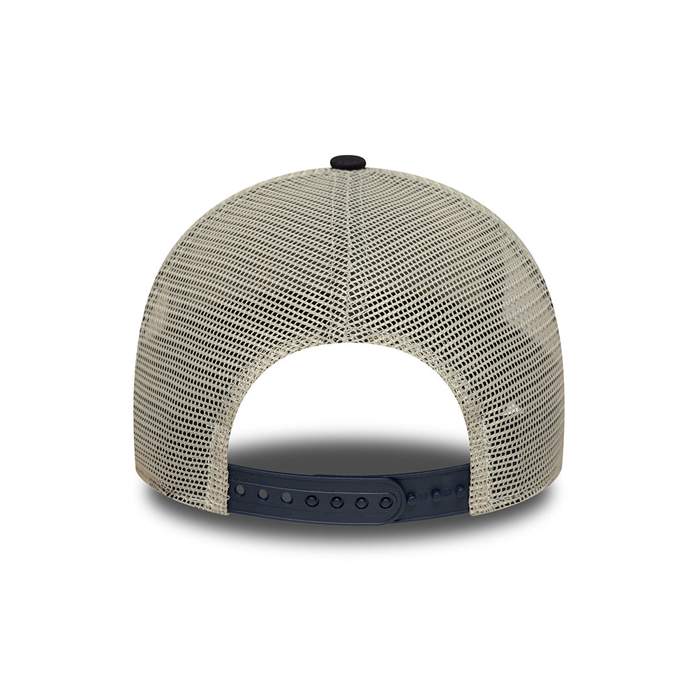 Casquette Trucker Colvert Animal Patch A-Frame crème-bleu marine NEW ERA