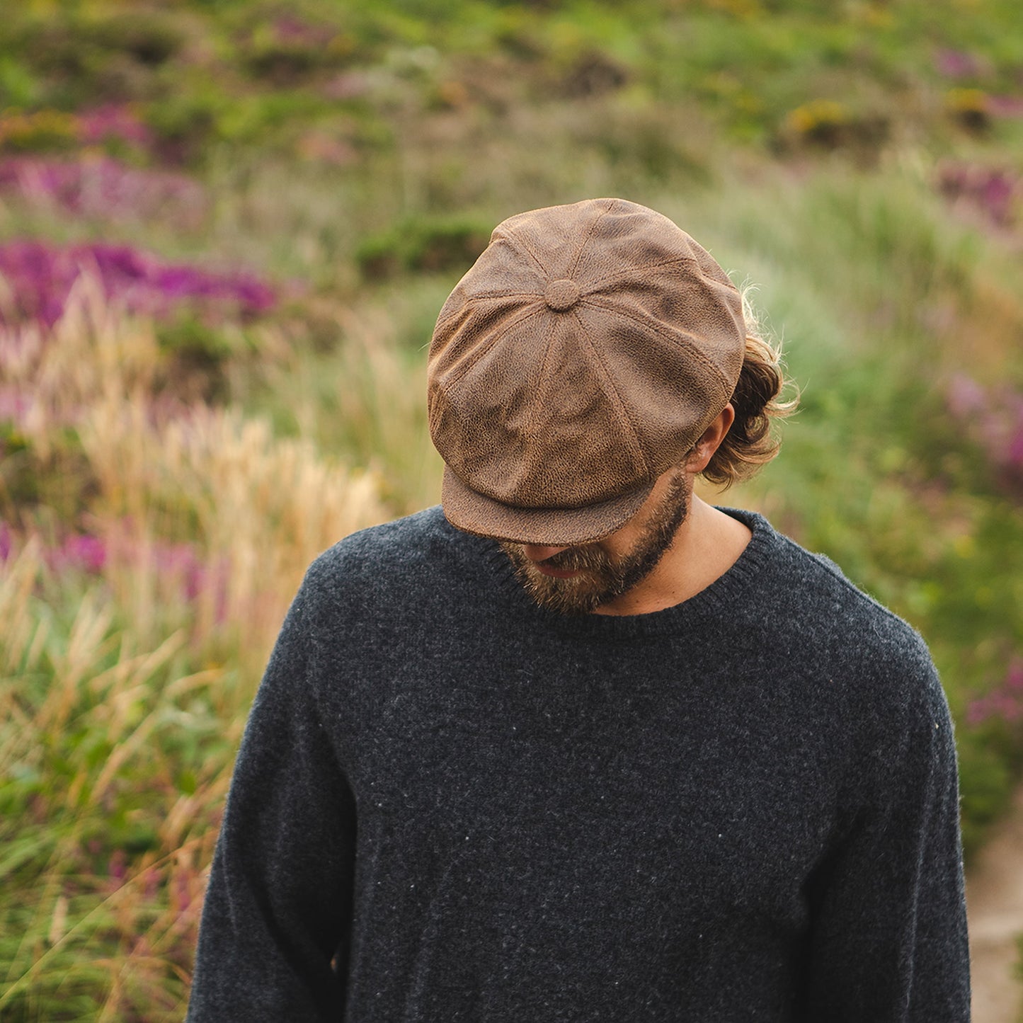 Casquette Gavroche en Cuir marron JAXON & JAMES