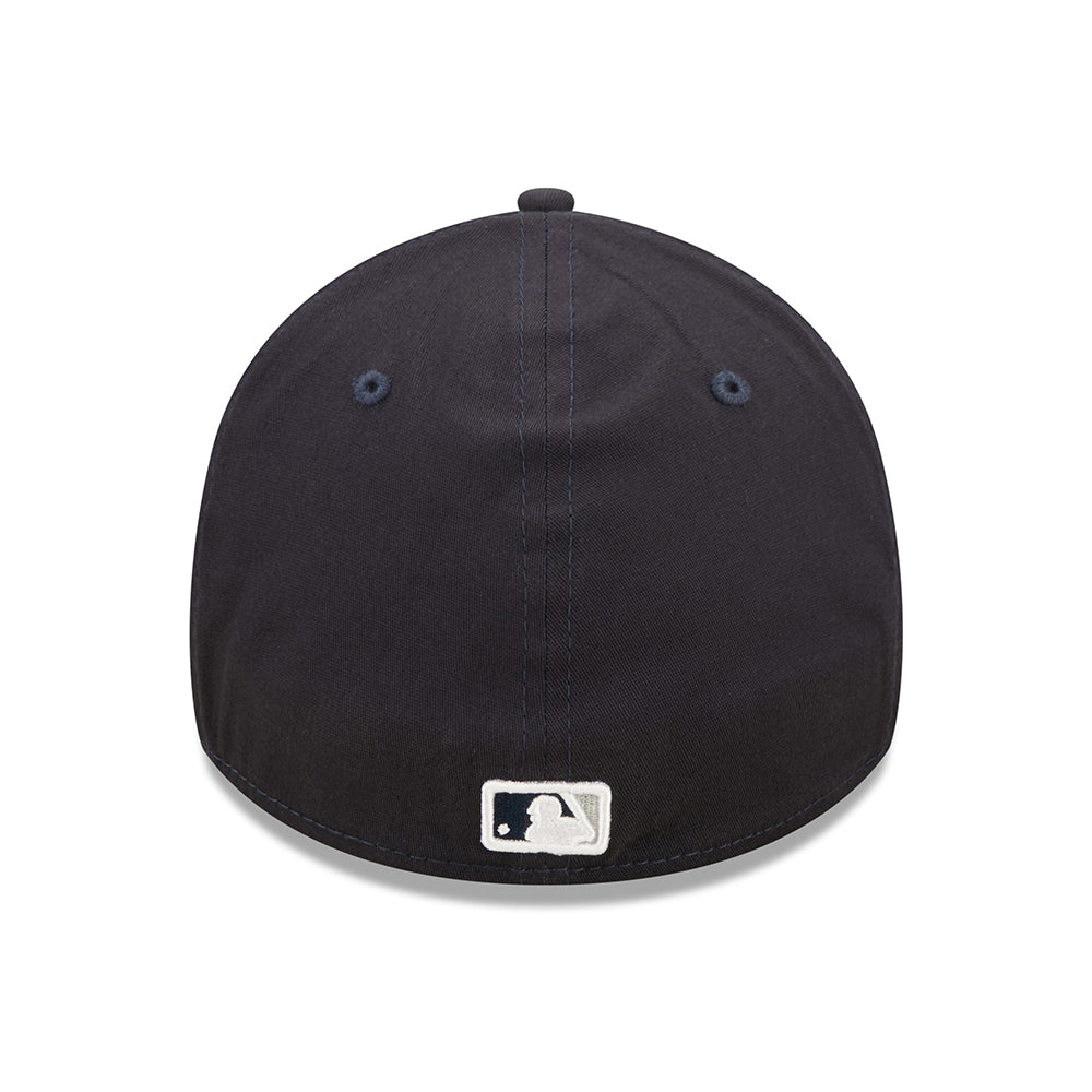 Casquette 39THIRTY MLB Team Outline New York Yankees bleu marine NEW ERA