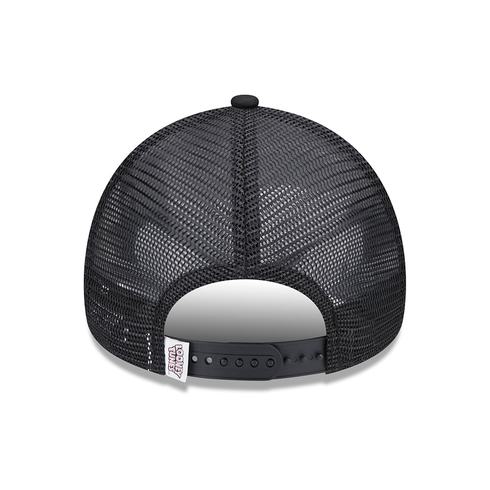 Casquette Trucker A-Frame Looney Tunes Vil Coyote et Bip Bip noir NEW ERA