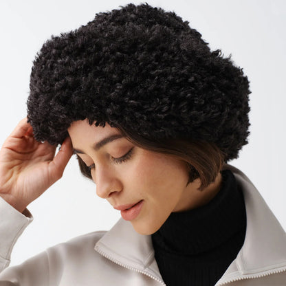 Chapeau Hiver en Fausse Fourrure Sherpa noir HELEN MOORE