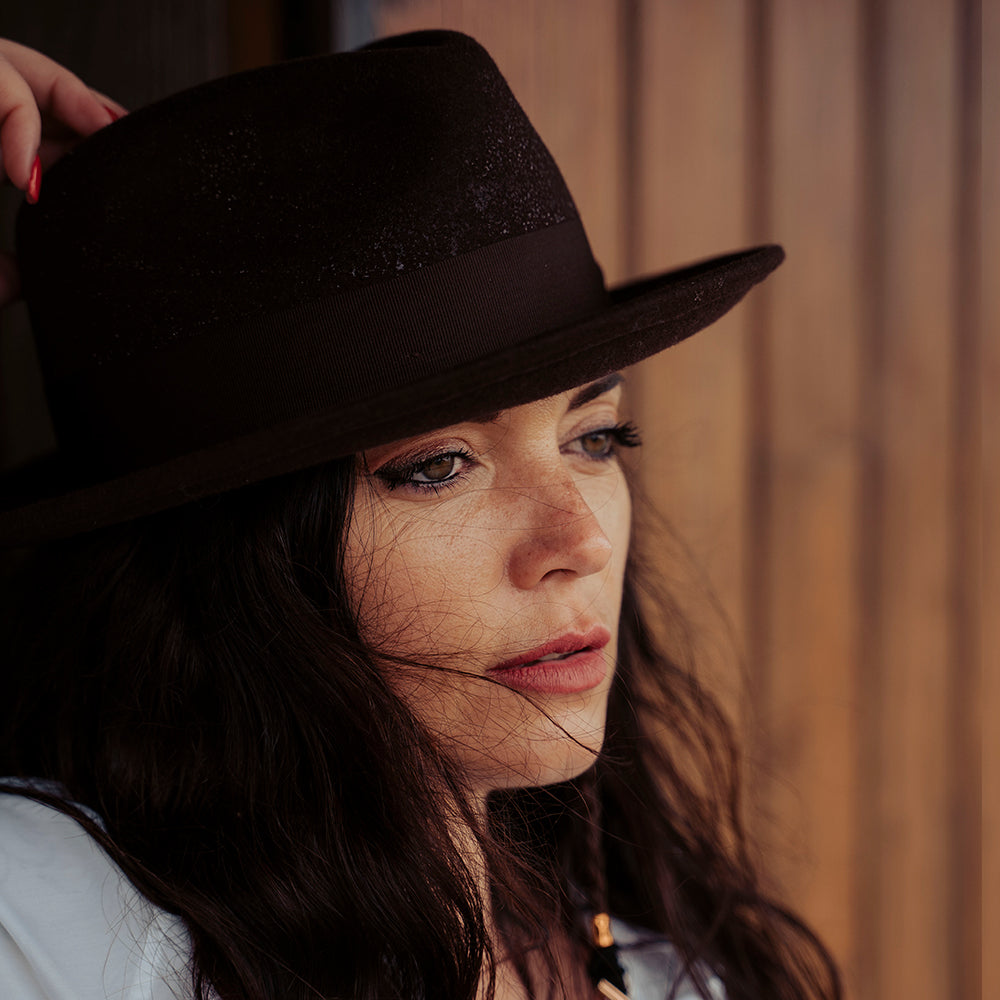 Chapeau Fedora en Laine Feutrée Déformable C-Crown marron JAXON & JAMES