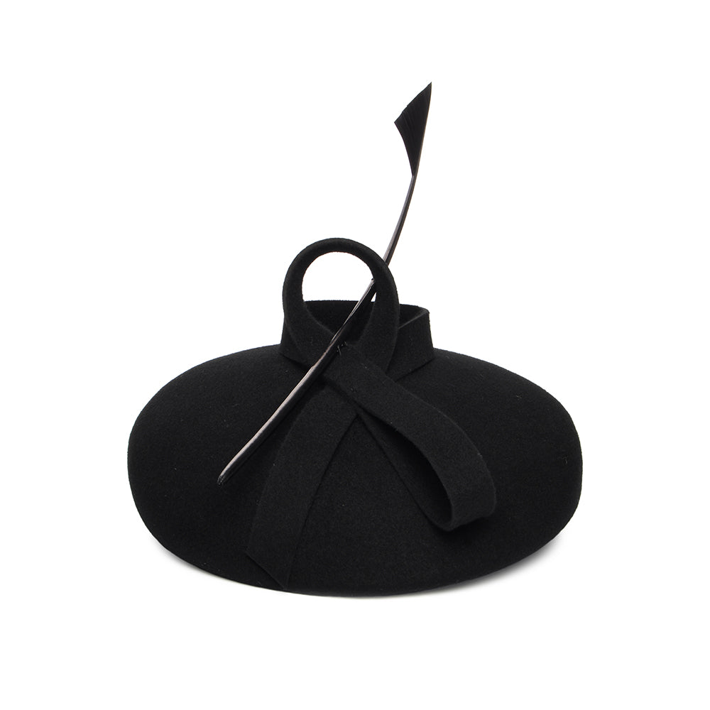 Béret en Laine Feutrée avec Plume noir WHITELEY
