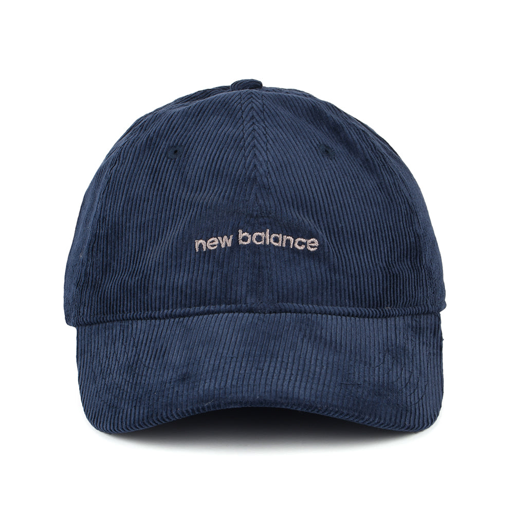 Casquette en Velours Côtelé Délavé bleu marine NEW BALANCE