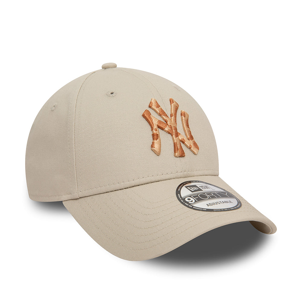 Casquette 9FORTY MLB Giraffe Animal Infill New York Yankees pierre NEW ERA
