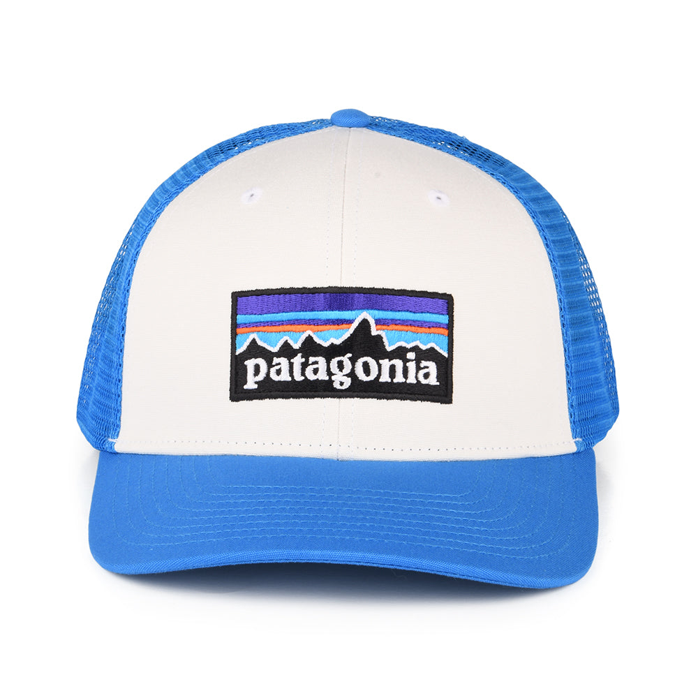 Casquette Trucker en Coton Bio P-6 Logo blanc cassé-bleu PATAGONIA