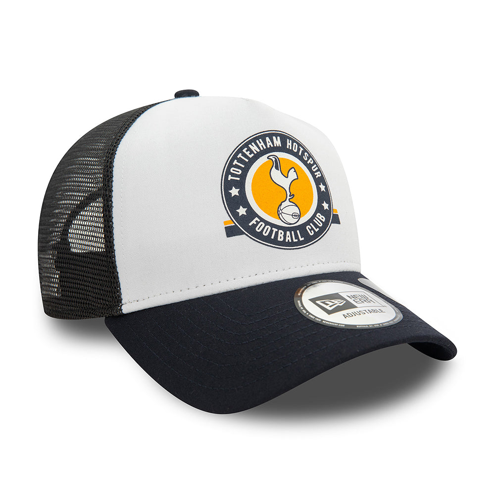Casquette Trucker Graphic Repreve A-Frame Tottenham Hotspur FC bleu marine-blanc NEW ERA