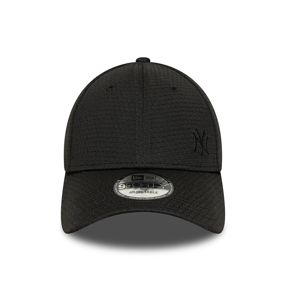Casquette 9FORTY MLB Flawless Mesh New York Yankees noir sur noir NEW ERA
