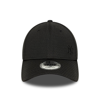 Casquette 9FORTY MLB Flawless Mesh New York Yankees noir sur noir NEW ERA