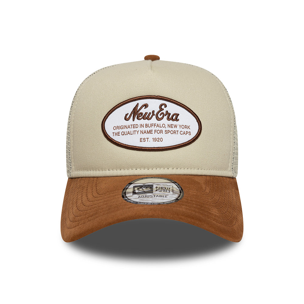 Casquette Trucker A-Frame Oval Patch Suede pierre-beige sable NEW ERA