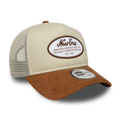 Casquette Trucker A-Frame Oval Patch Suede pierre-beige sable NEW ERA