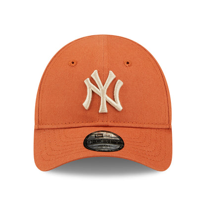Casquette Bébé 9FORTY MLB League Essential New York Yankees orange-avoine NEW ERA