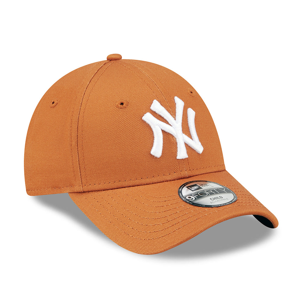 Casquette Enfant 9FORTY MLB League Essential New York Yankees ocre-blanc NEW ERA