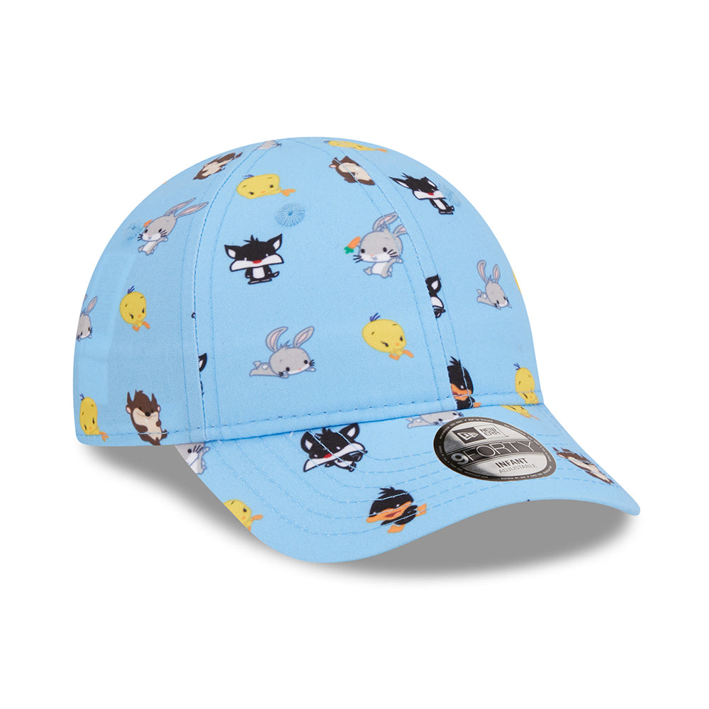Casquette Bébé 9FORTY Looney Tunes AOP Multi Personnages bleu ciel NEW ERA