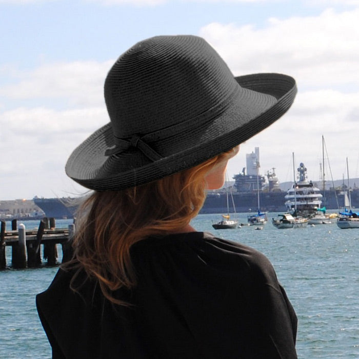 Chapeau Été Pliable Traveller noir SUR LA TÊTE
