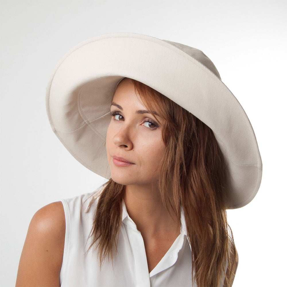 Chapeau Été en Lin et Coton Pliable Monaco beige SUR LA TÊTE
