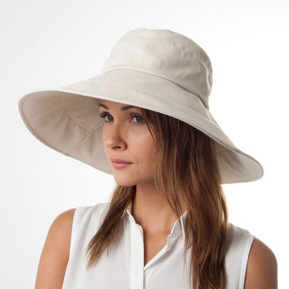 Chapeau Été en Lin et Coton Pliable Monaco beige SUR LA TÊTE