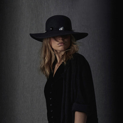 Chapeau Capeline à Fleur en Laine Feutrée noir SEEBERGER