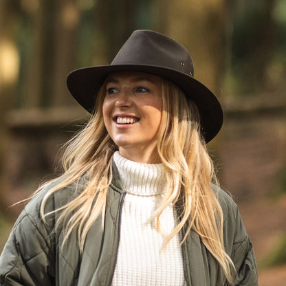 Chapeau Fedora Safari en Toile Cirée olive JAXON & JAMES