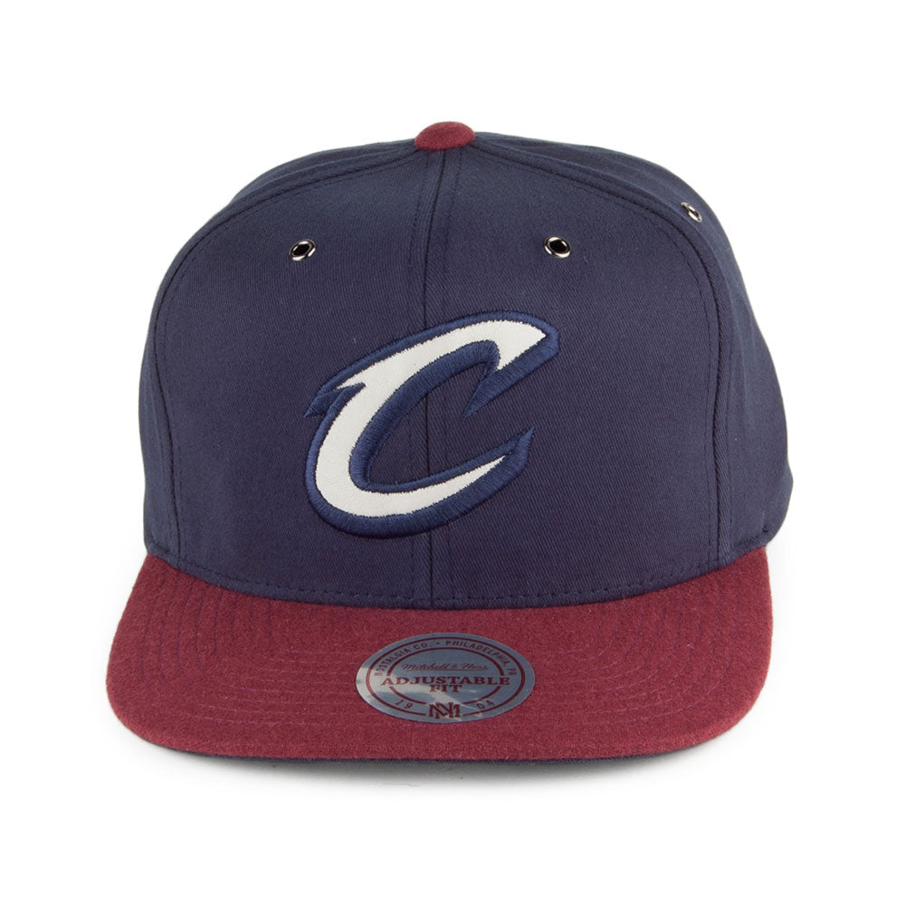 Casquette Terrain Cleveland Cavaliers bleu marine-bordeaux MITCHELL & NESS