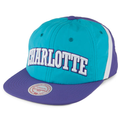 Casquette Snapback Anorak Charlotte Hornets bleu sarcelle-violet MITCHELL & NESS