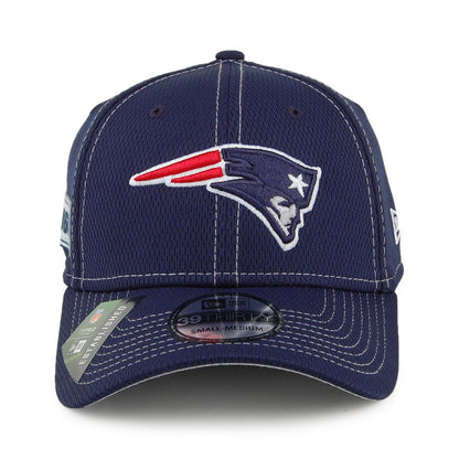 Casquette 39THIRTY NFL Onfield Road New England Patriots bleu marine NEW ERA