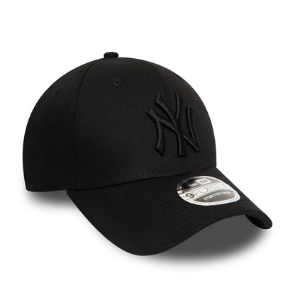 Casquette 9FORTY MLB Stretch Snap New York Yankees noir sur noir NEW ERA