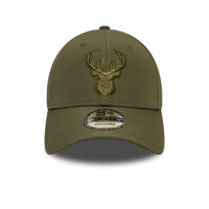Casquette 9FORTY NBA Tonal Nylon Milwaukee Bucks olive NEW ERA
