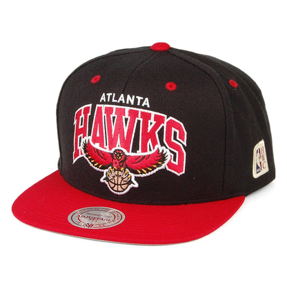 Casquette Snapback NBA Arch 2 Tone Atlanta Hawks noir-rouge MITCHELL & NESS