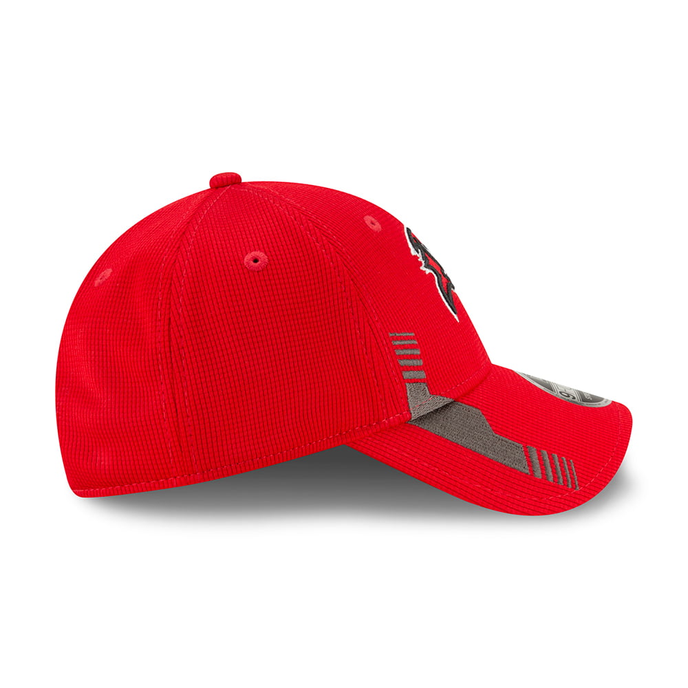 Casquette 9FORTY NFL Sideline Home Tampa Bay Buccaneers rouge-noir NEW ERA
