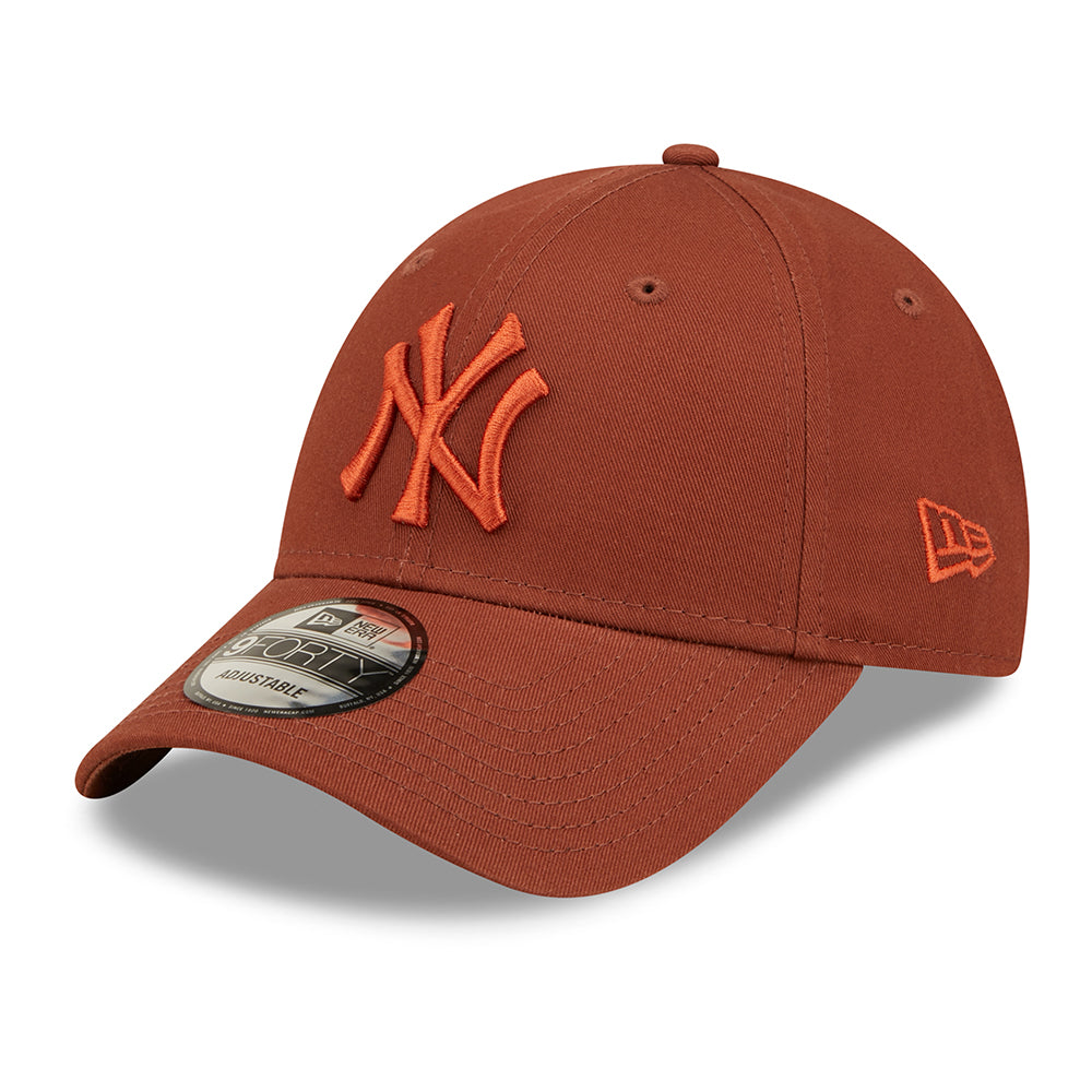 Casquette 9FORTY New York Yankees MLB League Essential marron-rouille NEW ERA