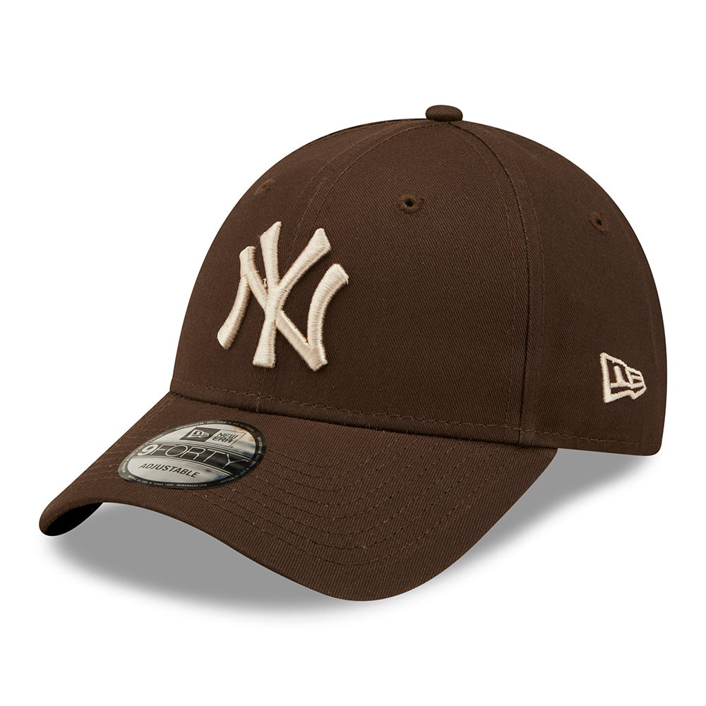 Casquette 9FORTY MLB League Essential New York Yankees marron-pierre NEW ERA