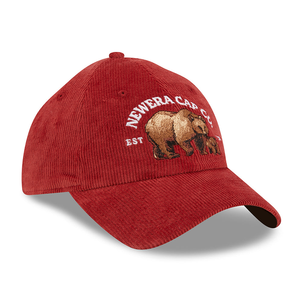 Casquette 9TWENTY Wildlife Casual Classic en Velours Côtelé Ours vin NEW ERA