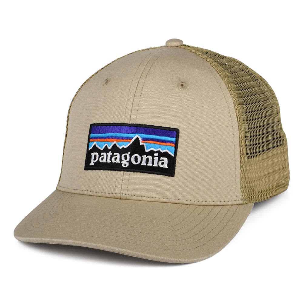 Casquette Trucker en Coton Bio P-6 Logo beige sable PATAGONIA