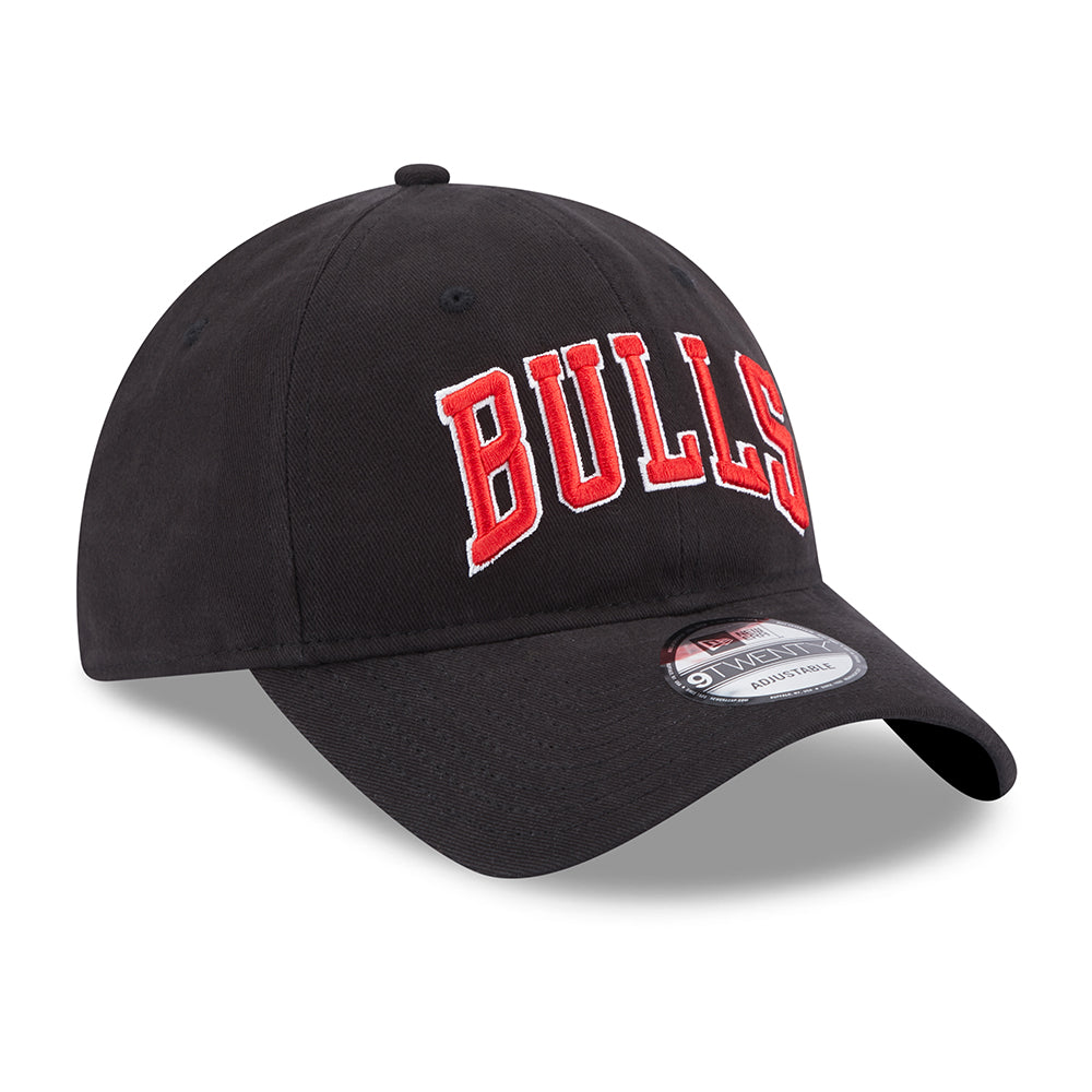 Casquette 9TWENTY NBA Team Script Chicago Bulls noir-rouge NEW ERA