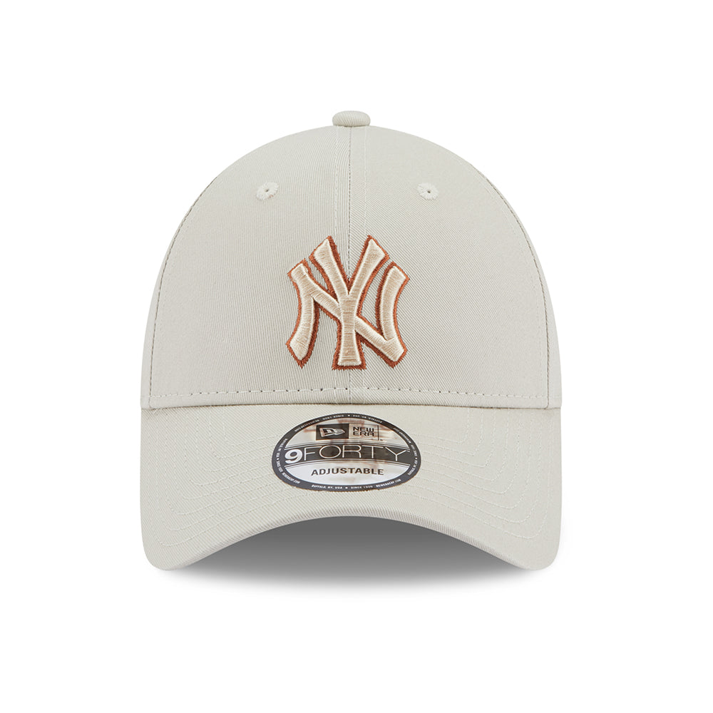 Casquette 9FORTY MLB Team Outline New York Yankees pierre-toffee NEW ERA