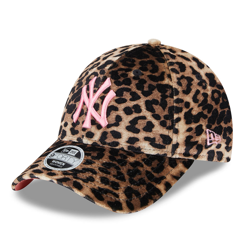 Casquette Femme 9FORTY MLB Leopard Velour New York Yankees marron-rose NEW ERA