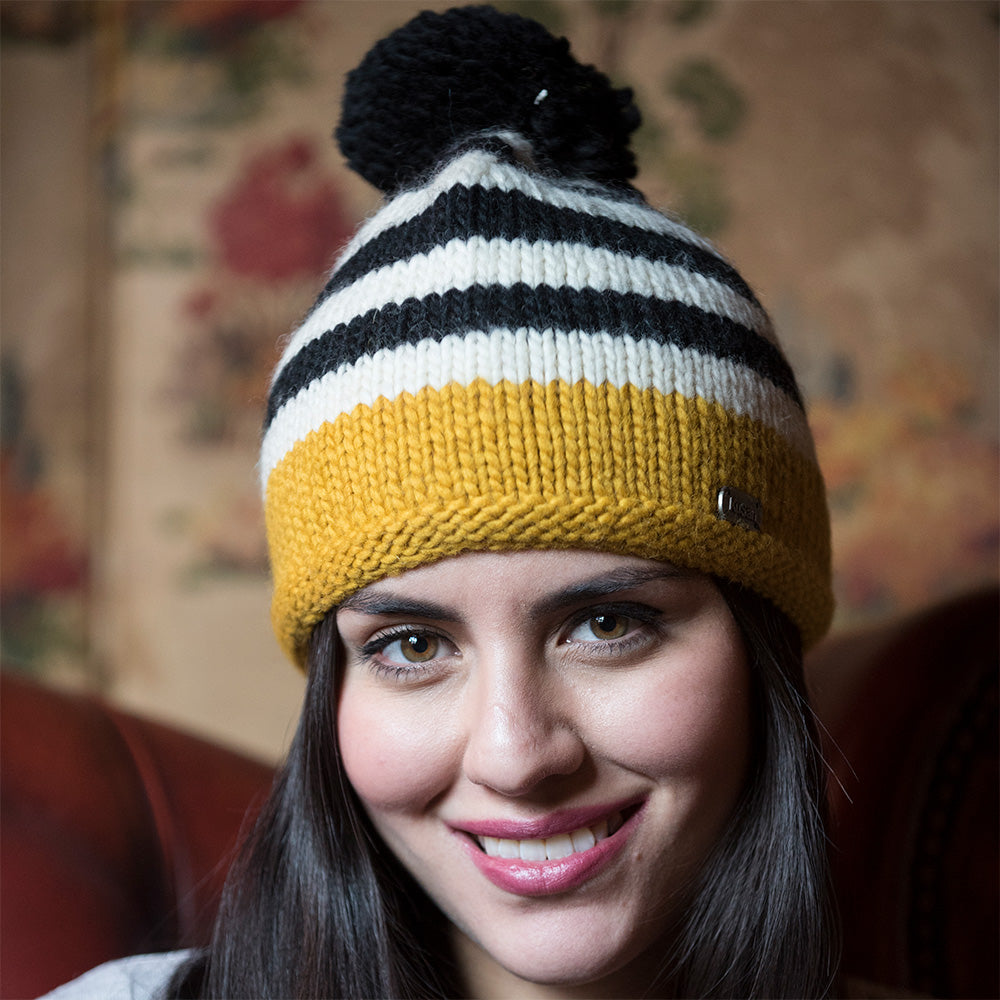 Bonnet à Pompon Point de Riz jaune KUSAN
