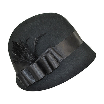 Chapeau Cloche Chloé noir SUR LA TETE - VENTE EN GROS