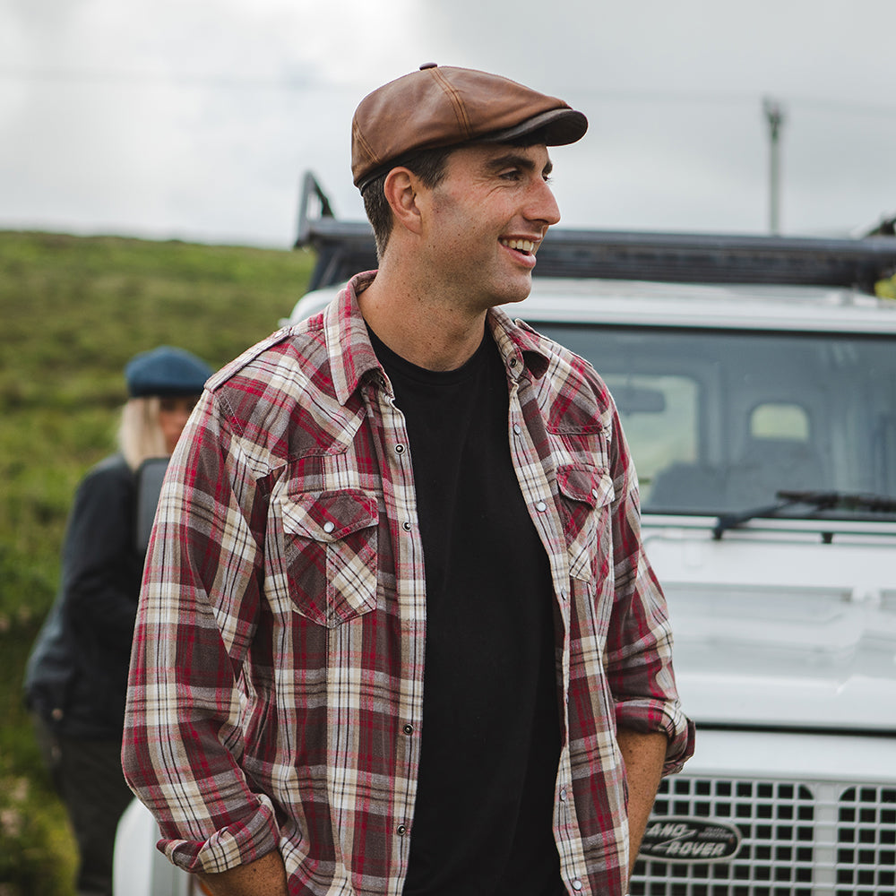 Casquette Plate en Cuir Fulton marron JAXON & JAMES - VENTE EN GROS